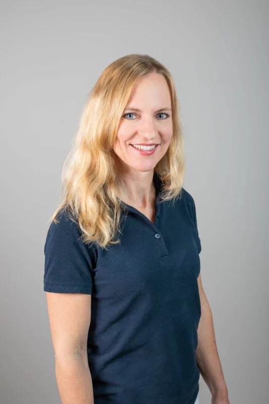 Dr. Bettina Schiefer